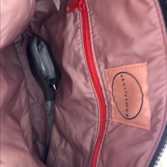 ShortyLOVE Green Crossbody Bag - Picture 5 of 6